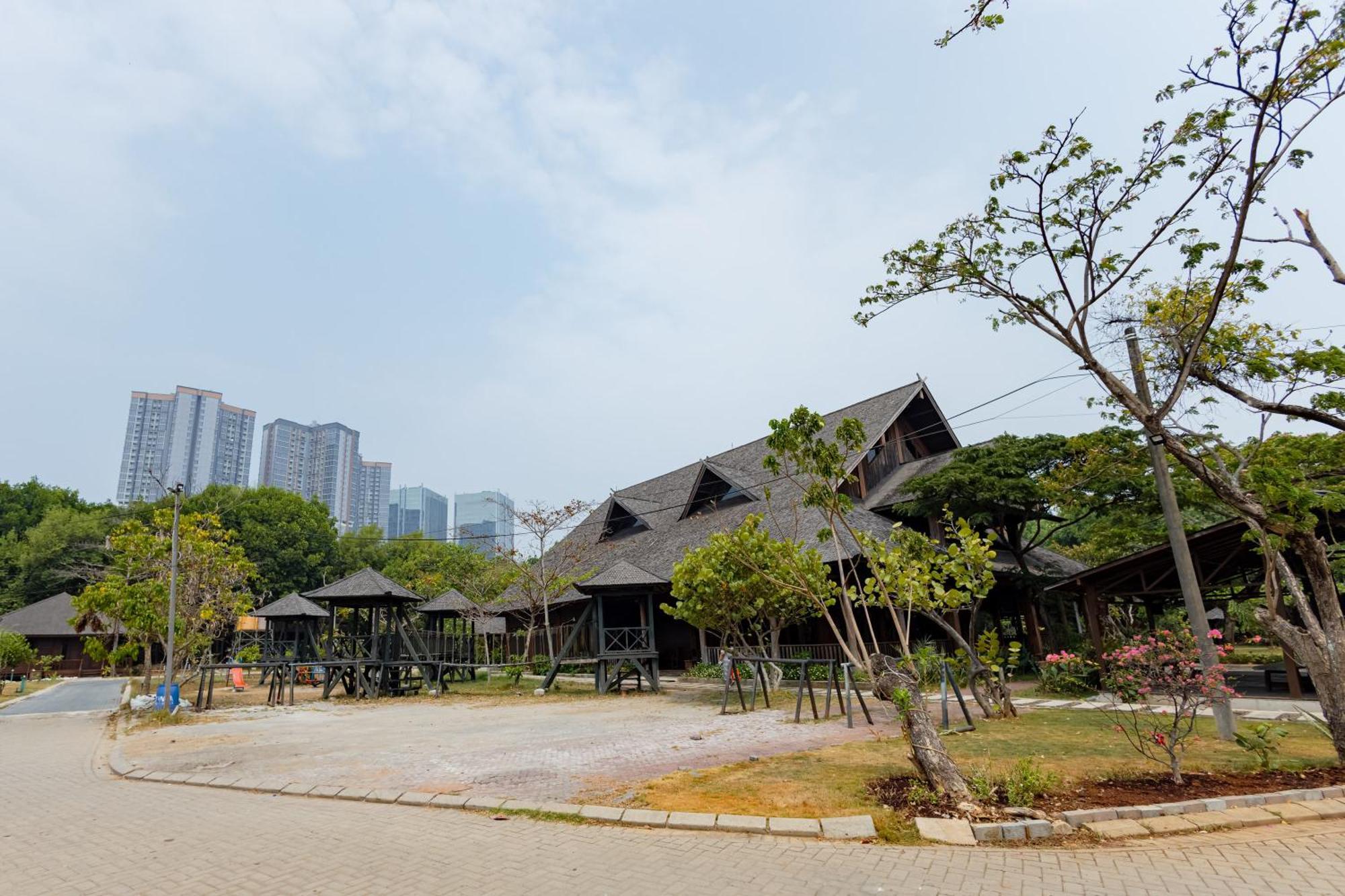 RedDoorz Resort @ Taman Wisata Mangrove Jakarta Buitenkant foto