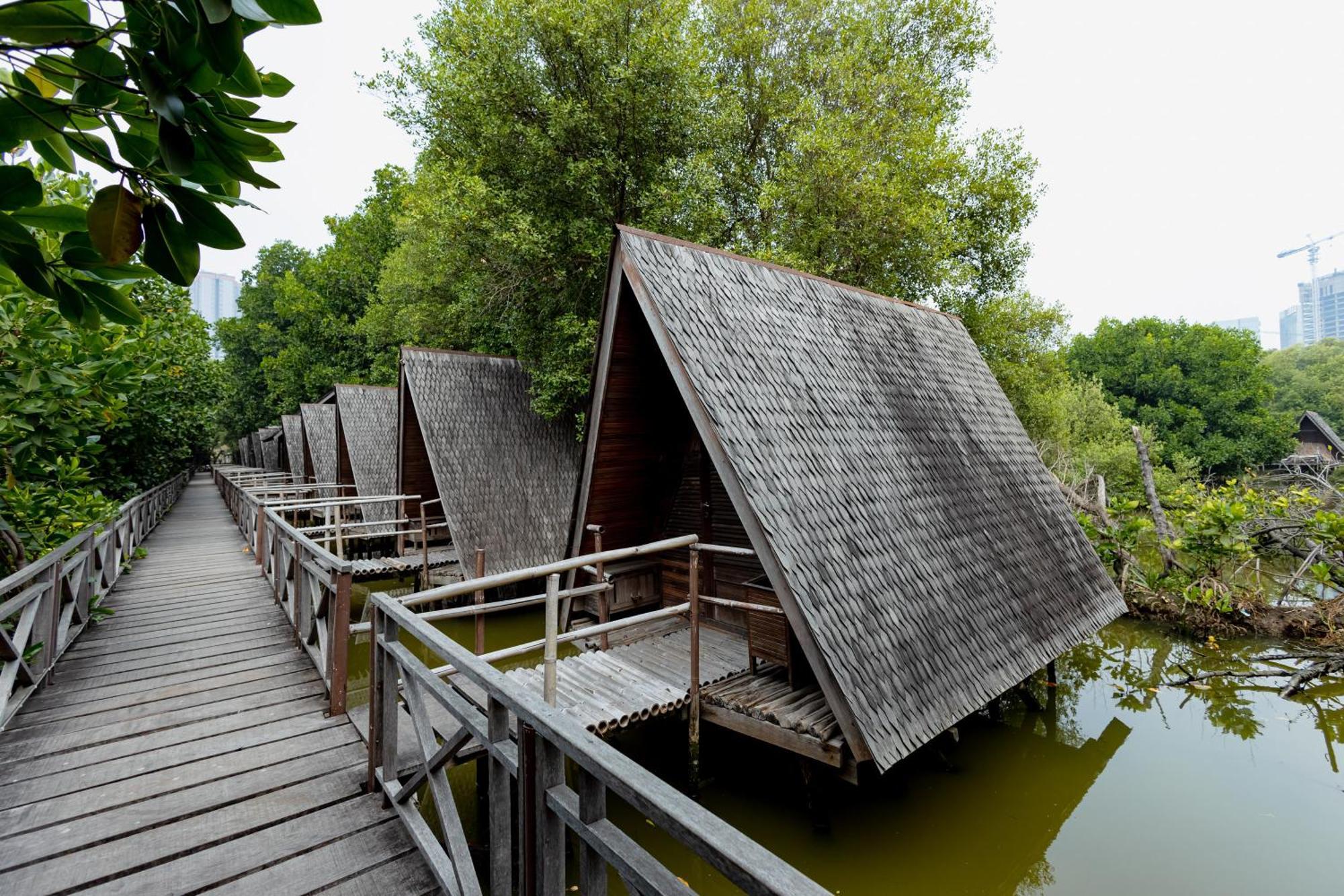 RedDoorz Resort @ Taman Wisata Mangrove Jakarta Buitenkant foto
