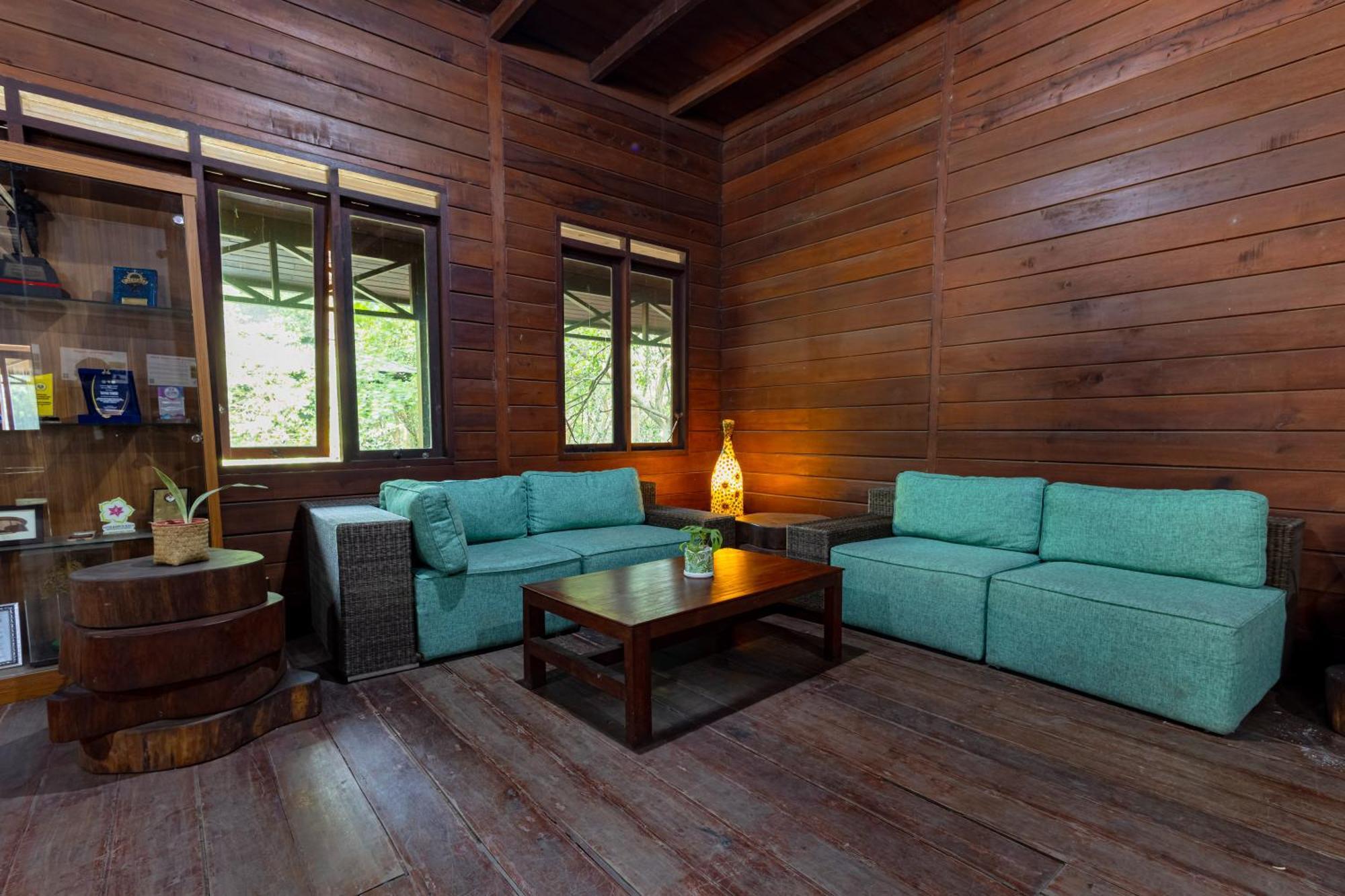 RedDoorz Resort @ Taman Wisata Mangrove Jakarta Buitenkant foto