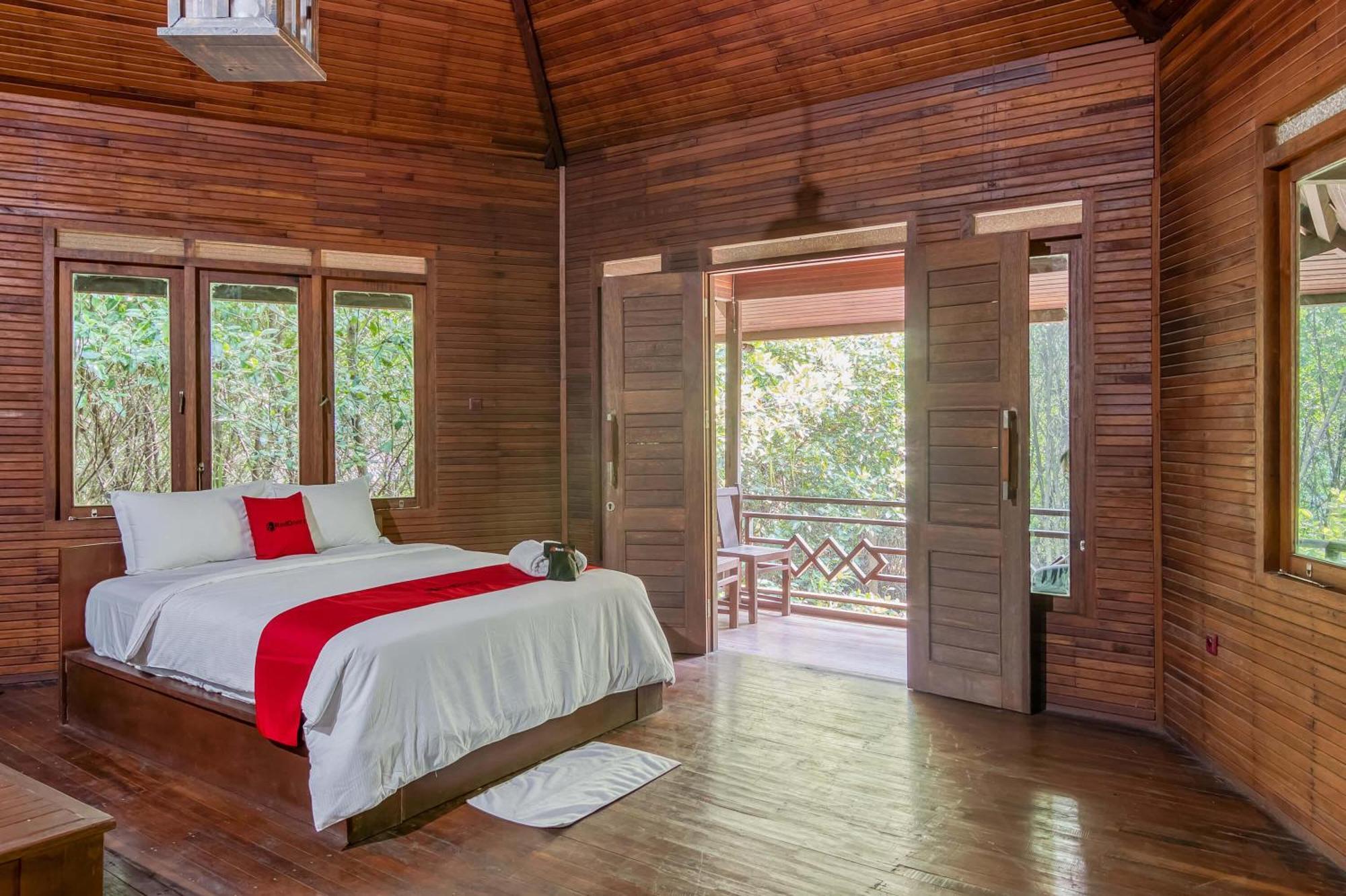 RedDoorz Resort @ Taman Wisata Mangrove Jakarta Buitenkant foto