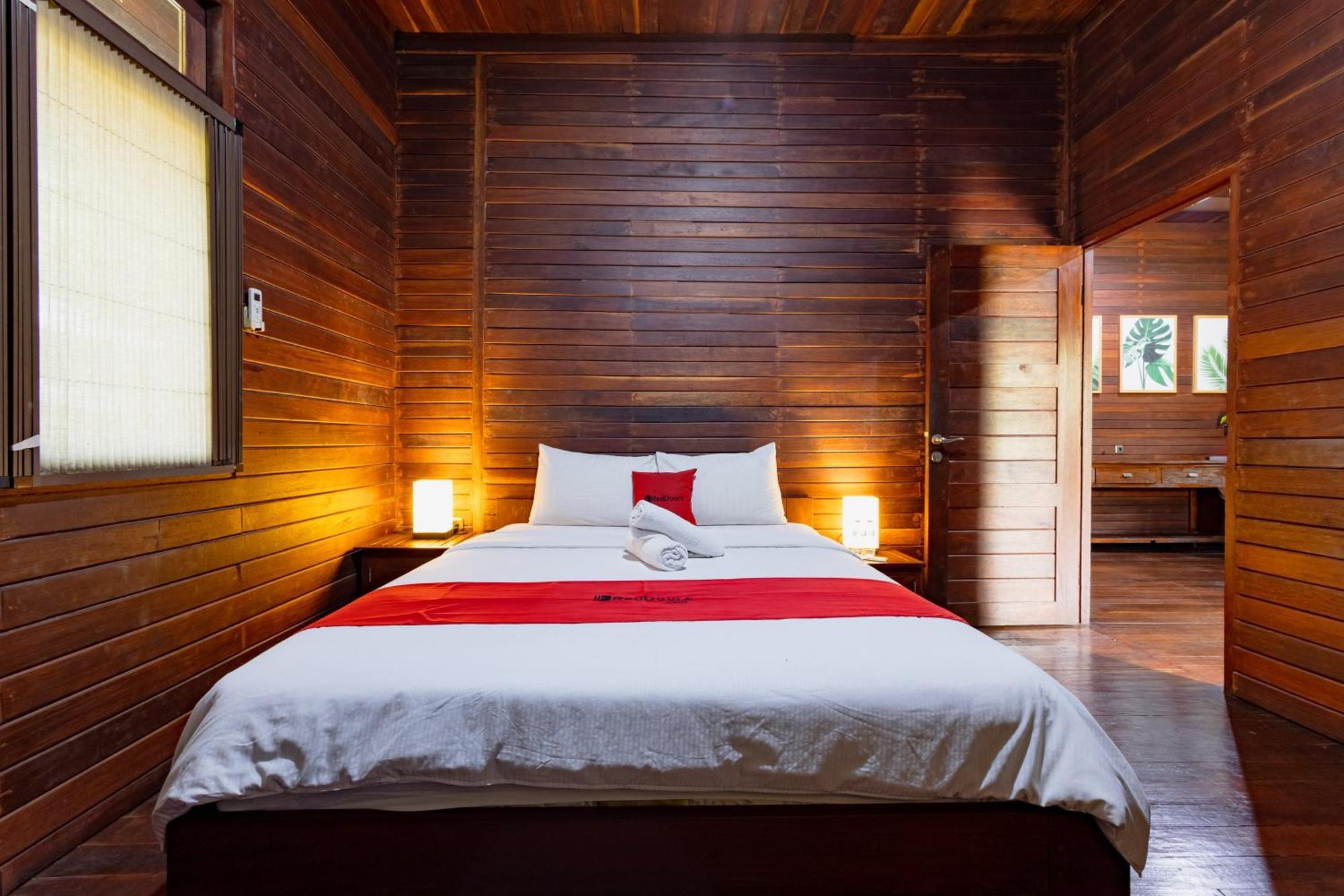 RedDoorz Resort @ Taman Wisata Mangrove Jakarta Buitenkant foto
