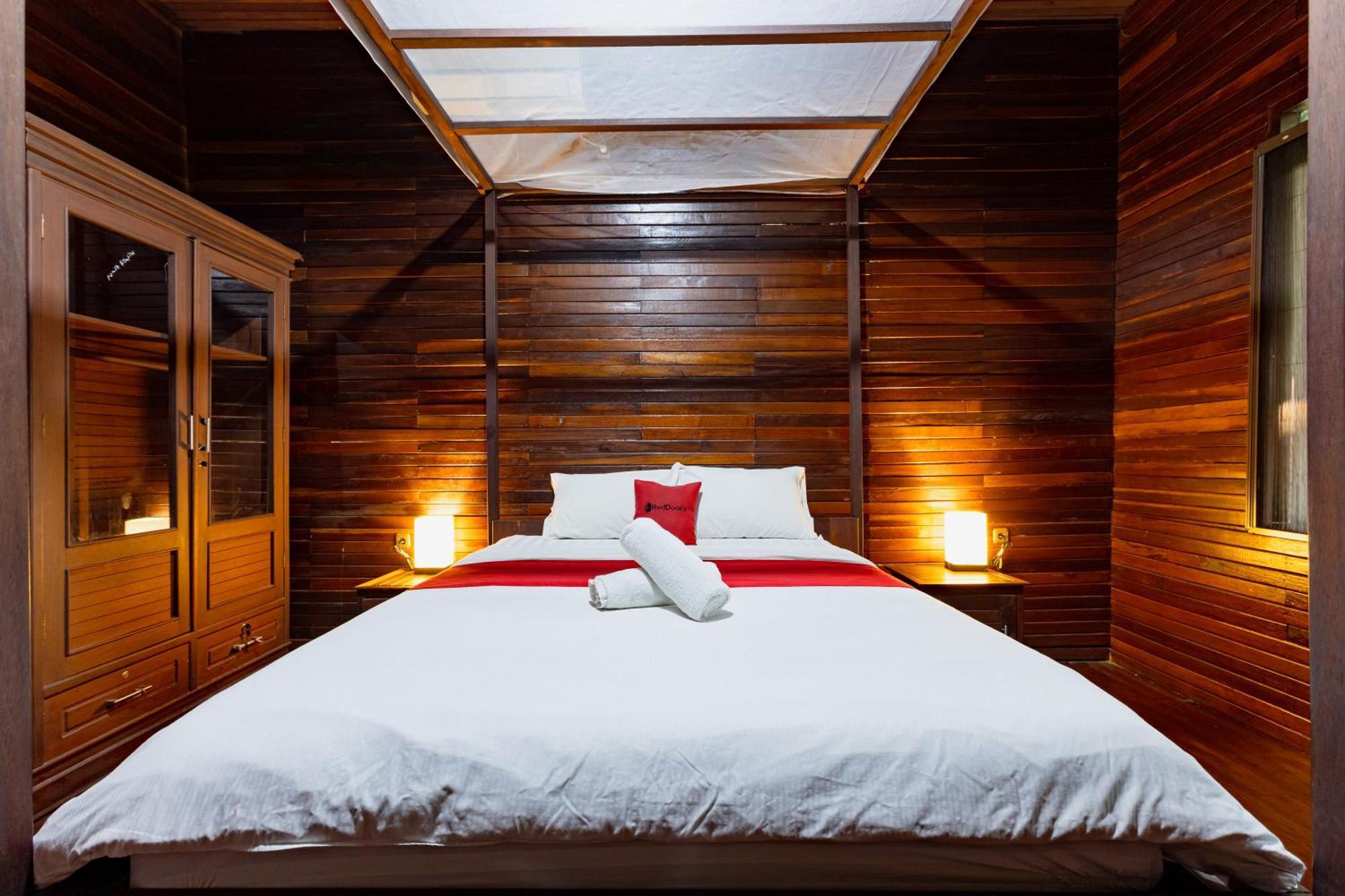 RedDoorz Resort @ Taman Wisata Mangrove Jakarta Buitenkant foto
